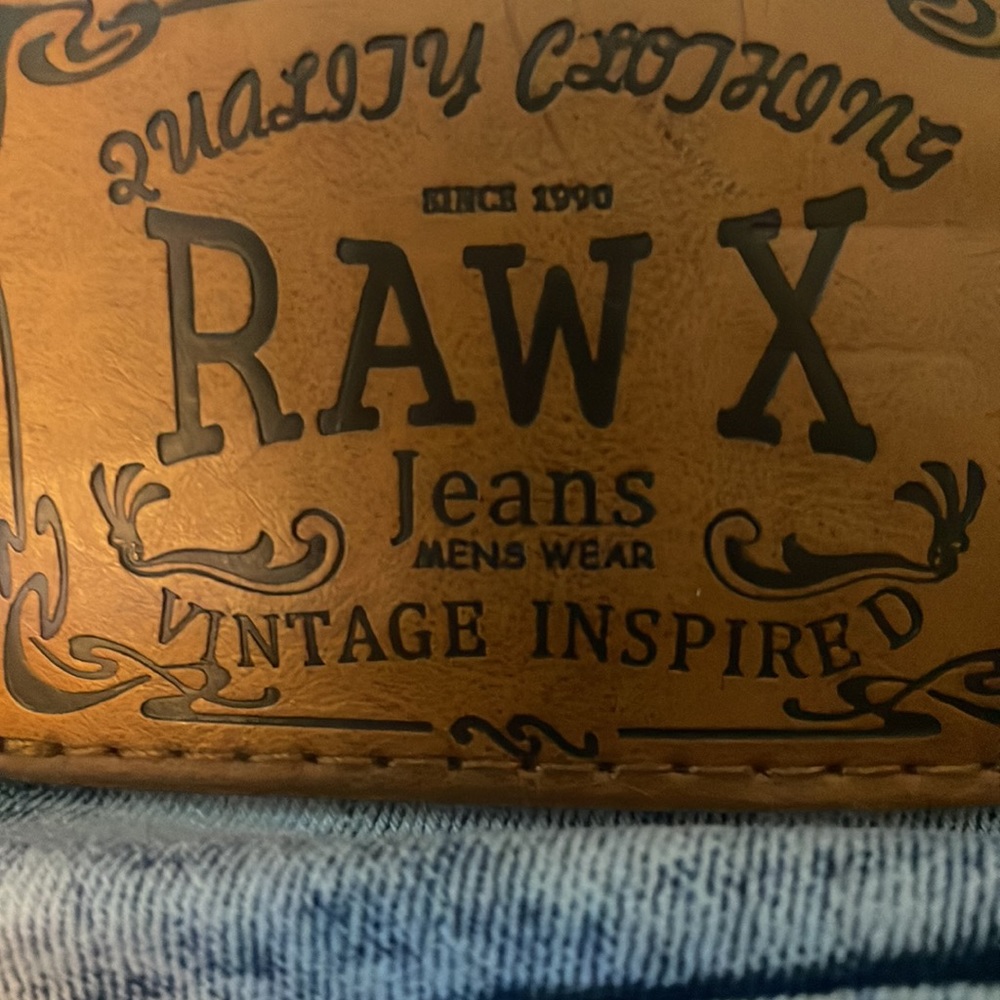 Never worn - Picture 3 of 3